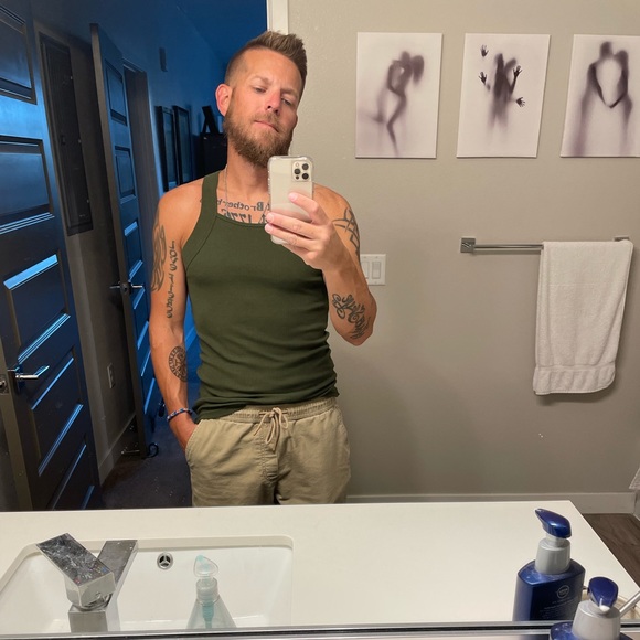 Meet your Posher, Nathaniel - Picture 4 of 5